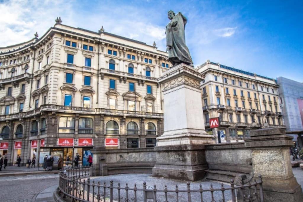 Piazza Duomo - Antico Appartamento Dell'800 มิลาน ภายนอก รูปภาพ